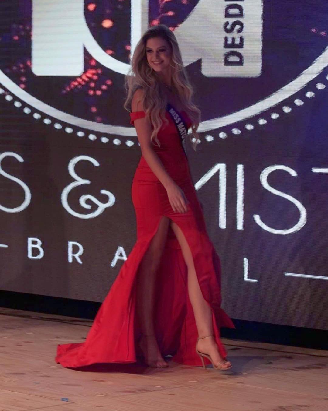 maria gabriela batistela, miss brasil terra 2019. - Página 7 46234611