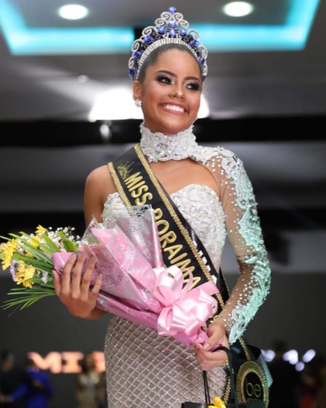 natali vitoria, top 15 de miss brasil universo 2019 /miss brasil teen universe 2017. primeira miss negra a vencer o miss roraima. - Página 8 49933811