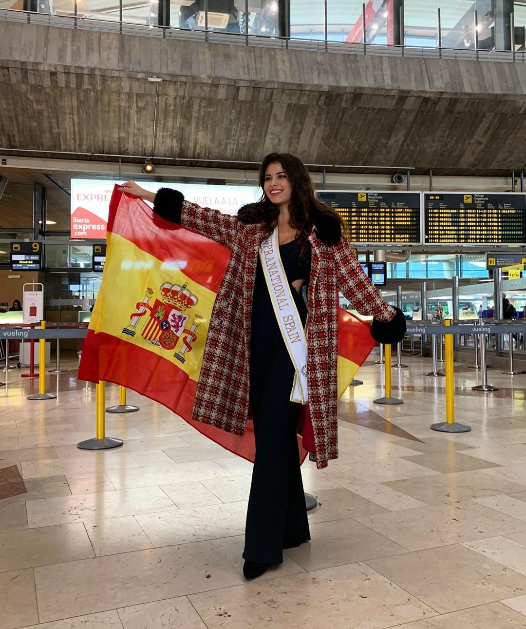 aitana jimenez, miss supranational spain 2019. - Página 3 75430211