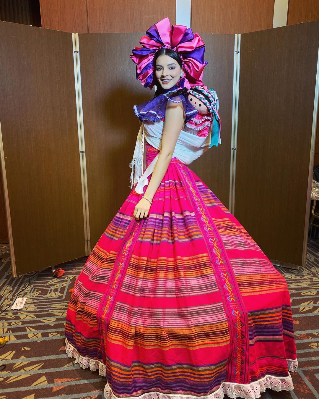 andrea toscano, 1st runner-up de miss international 2019. - Página 29 75502610