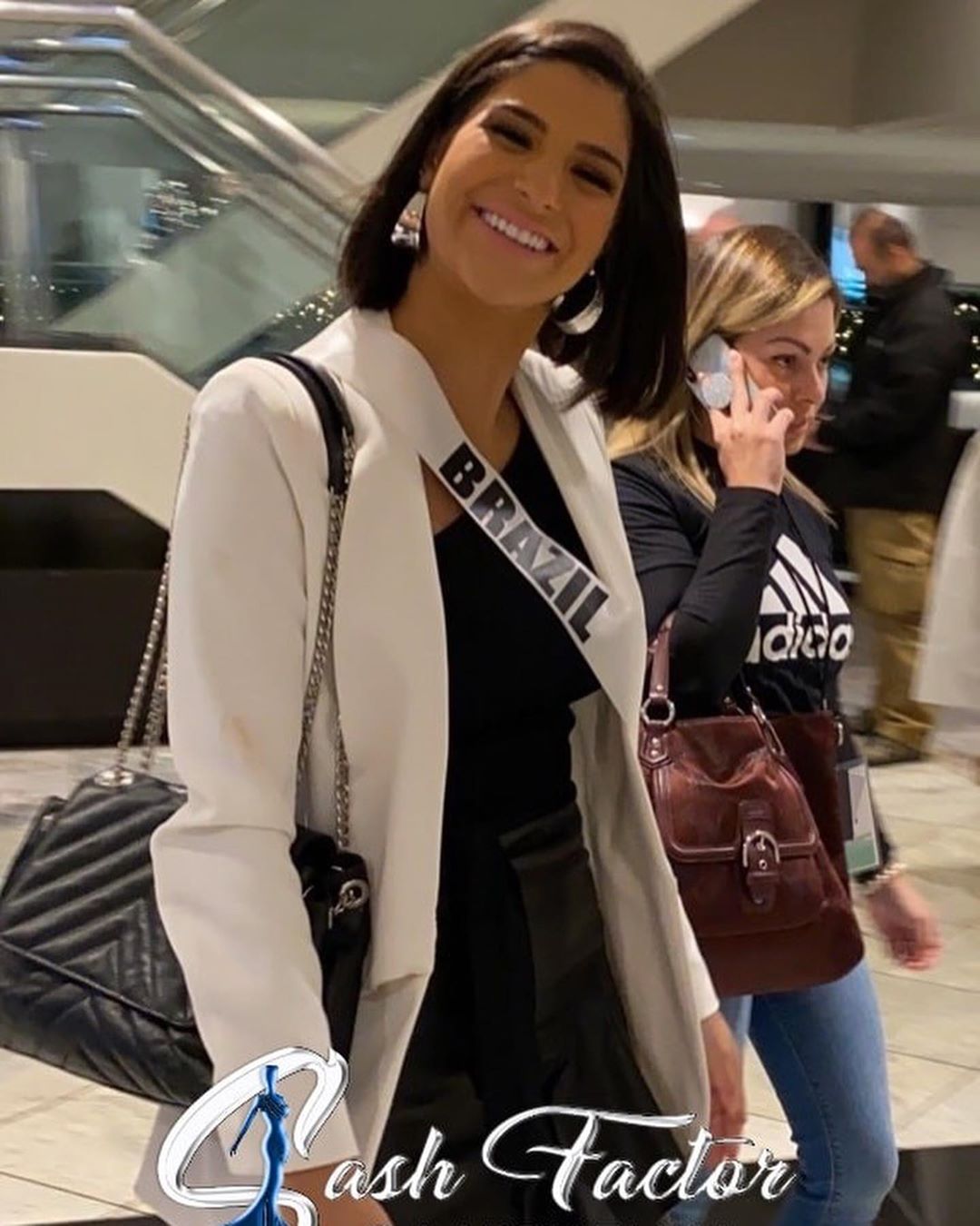 julia horta, top 20 de miss universe 2019. - Página 25 78783710