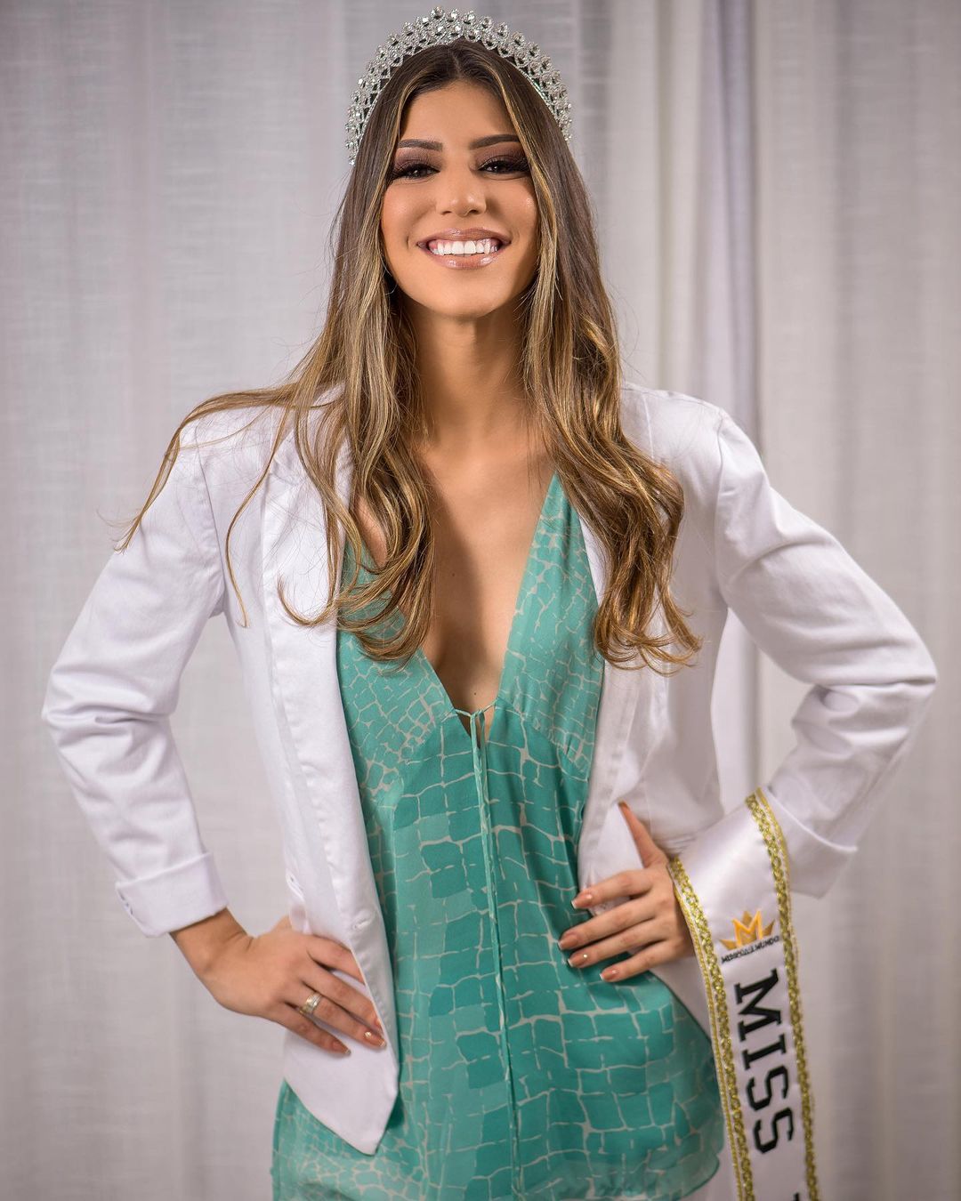 isabelle andrade, top 10 de miss brasil mundo 2019. - Página 3 82913433