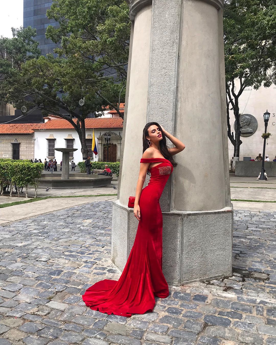 marjorie marcelle, top 5 de miss grand international 2019. - Página 23 Alex-373