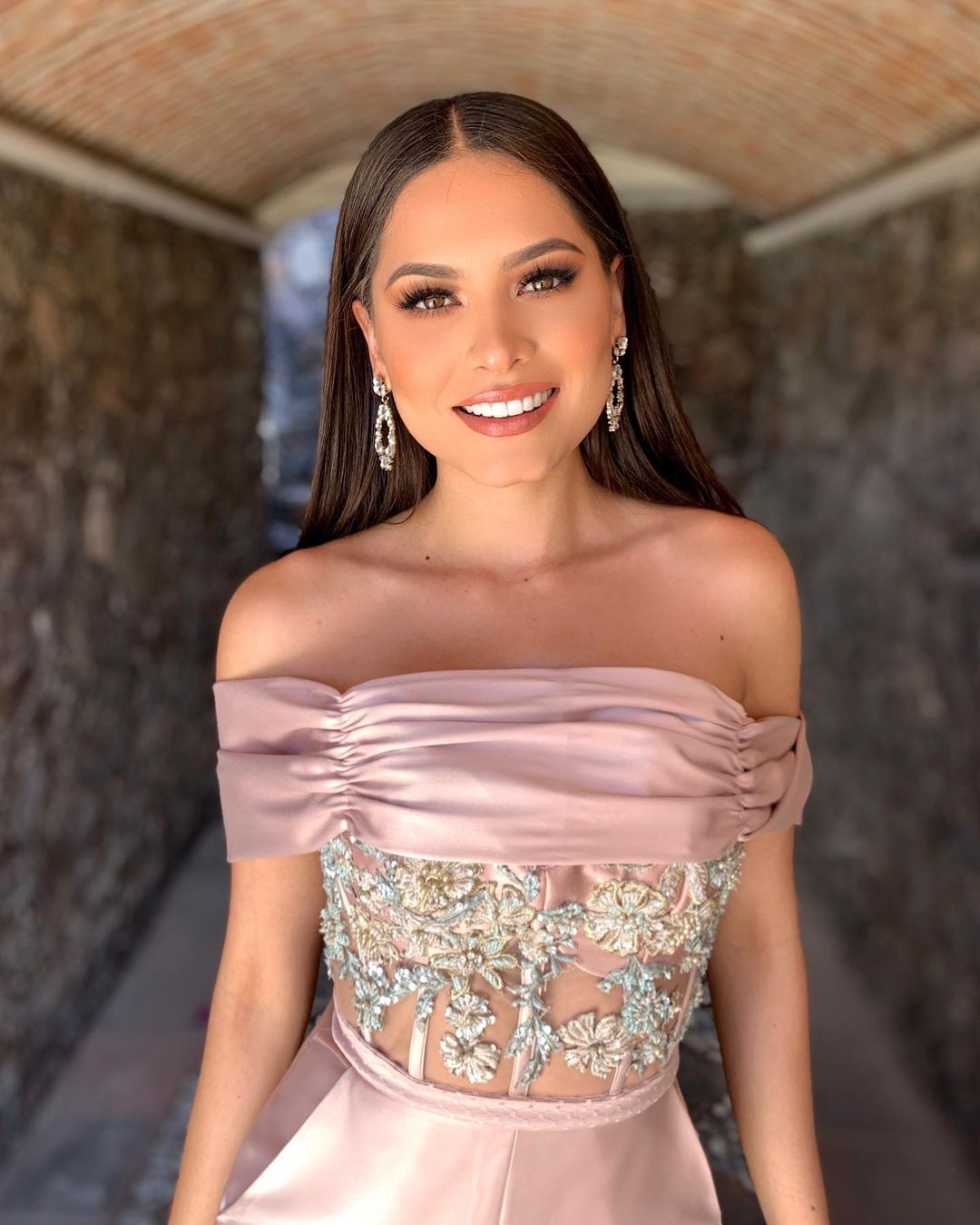 andrea meza, mexicana universal 2020/1st runner-up de miss world 2017. - Página 54 Andrea51