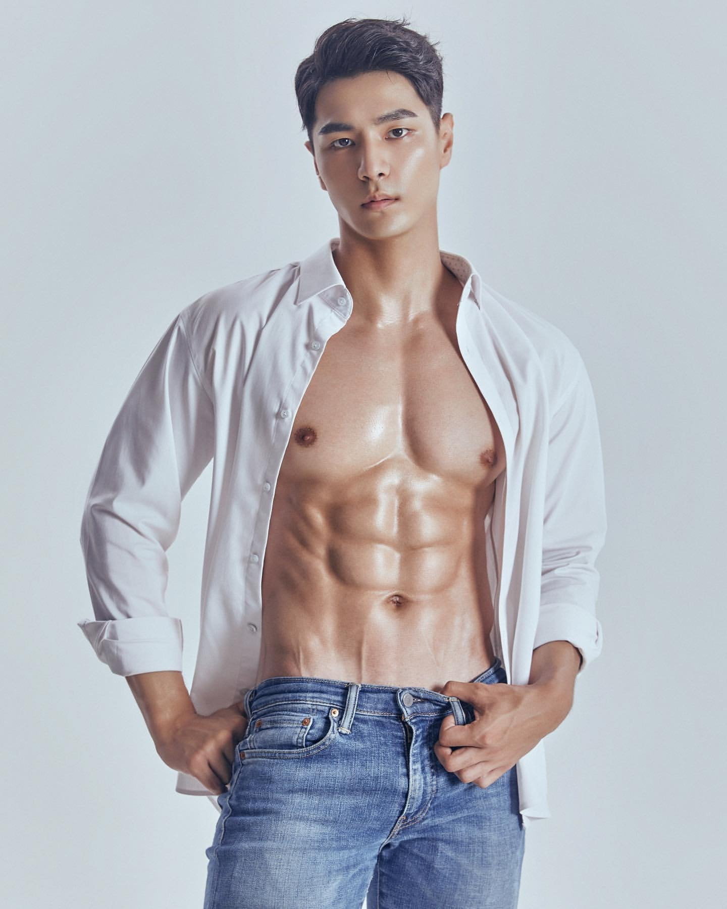 jongwoo kim, mr global 2019. Bcse1t10