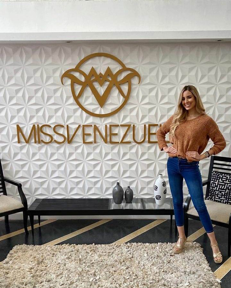 Venezuela - mariangel villasmil, miss venezuela 2020. - Página 6 Buxriu48