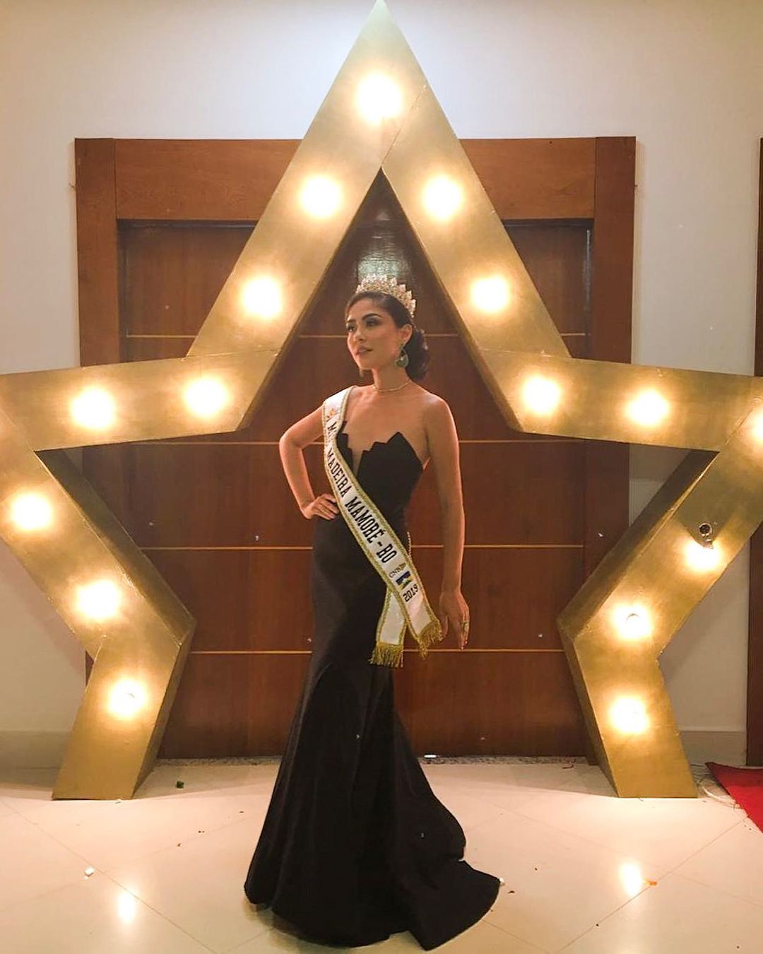 thaisi dias, miss madeira mamore mundo 2019. - Página 4 Dldkm10