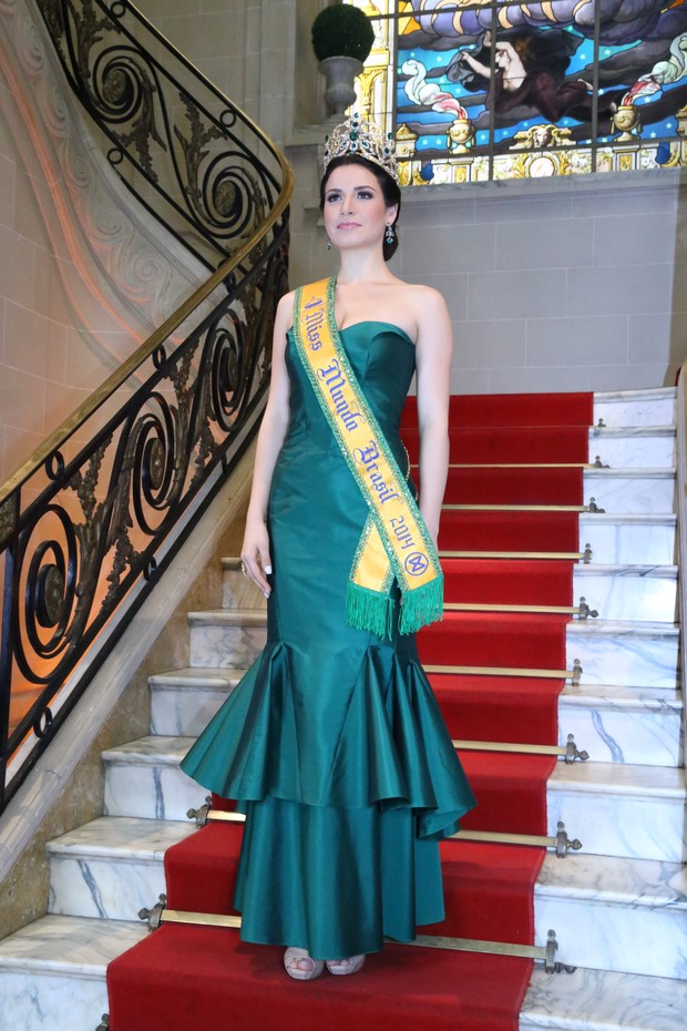 julia gama, miss brasil universo 2020/top 11 de miss world 2014. part I. Img-6610
