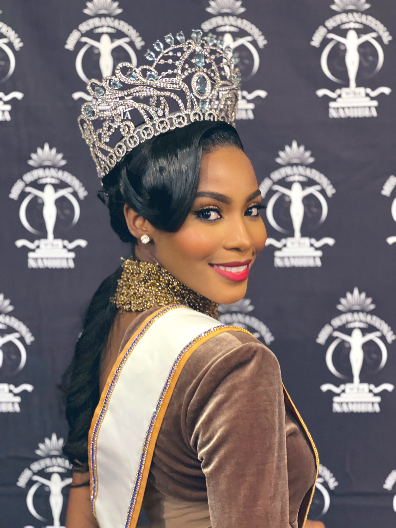 lalela mswane, miss supranational 2022. - Página 10 Lpic6459