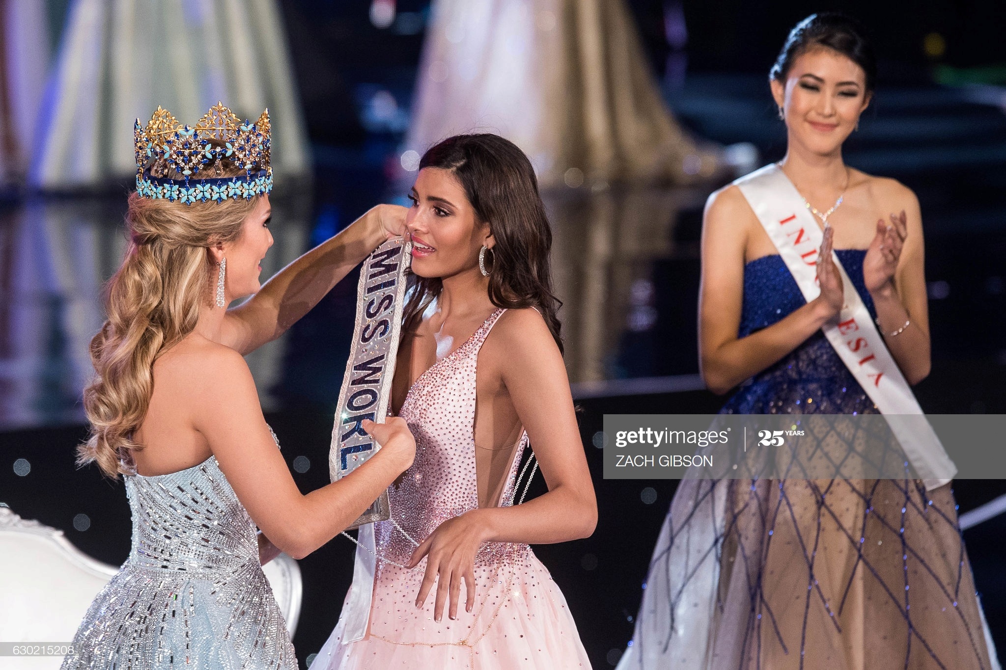 stephanie del valle, miss world 2016. Miss-w76