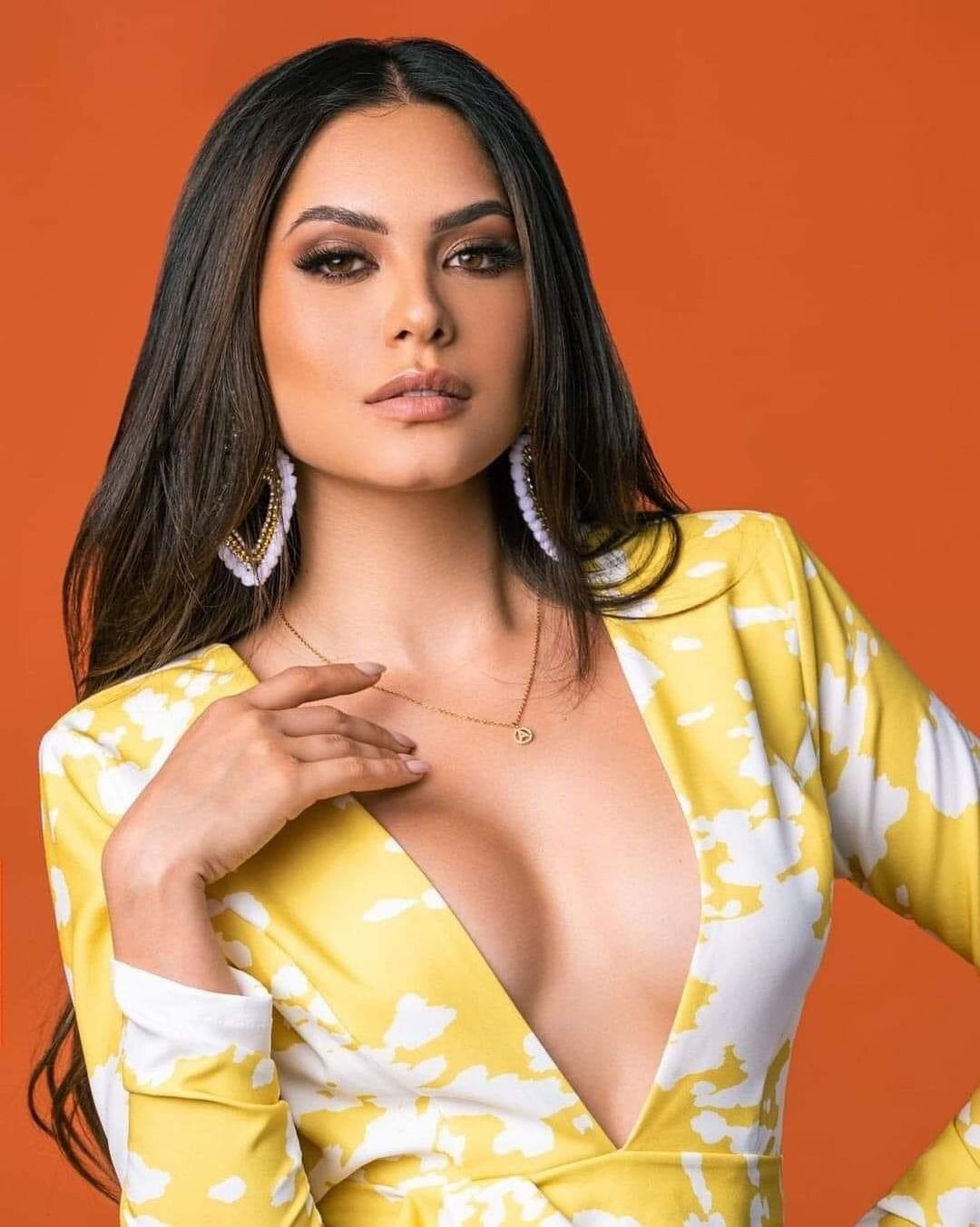 andrea meza, miss universe 2020. - Página 28 Qbanvp10