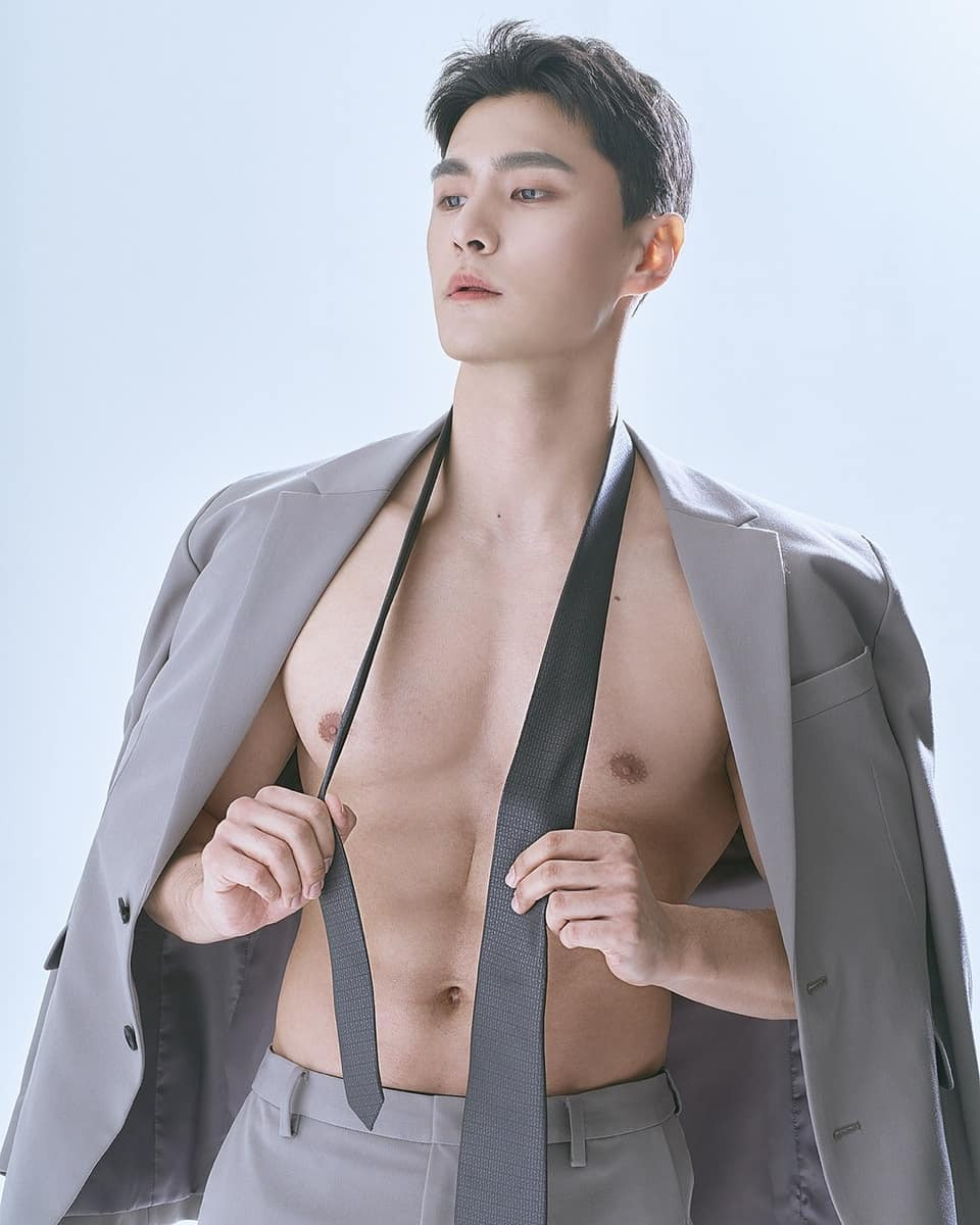 jongwoo kim, mr global 2019. Qg1dlq10