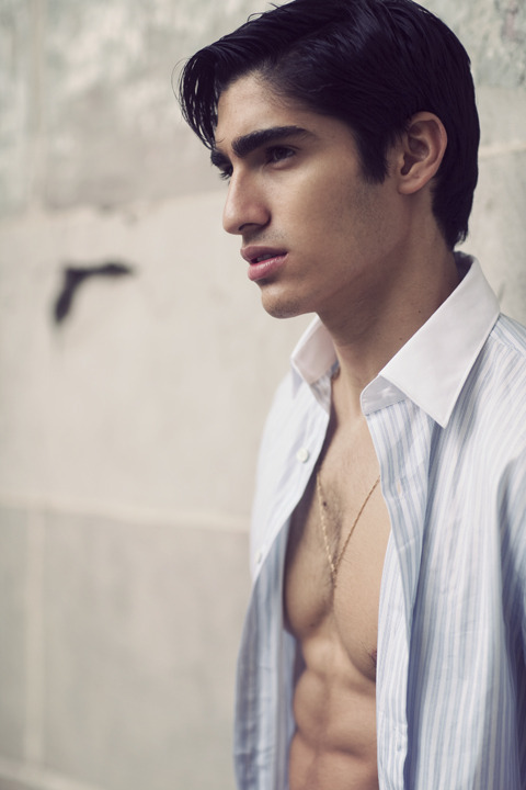 francisco escobar, mr world 2012. - Página 2 Tumblr13