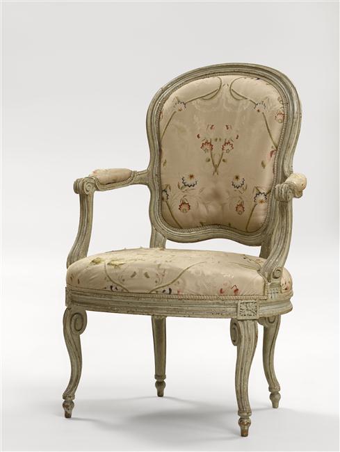 Domaine de Candé : La duchesse de Windsor en ses meubles  17-62311