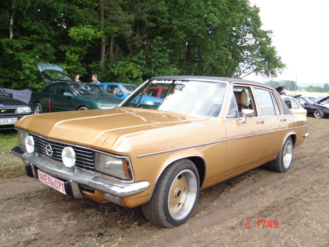 Z klubového archivu: Výprava na OPEL TREFFEN RODING 2007 :) - Foto: Urby Dsc04527