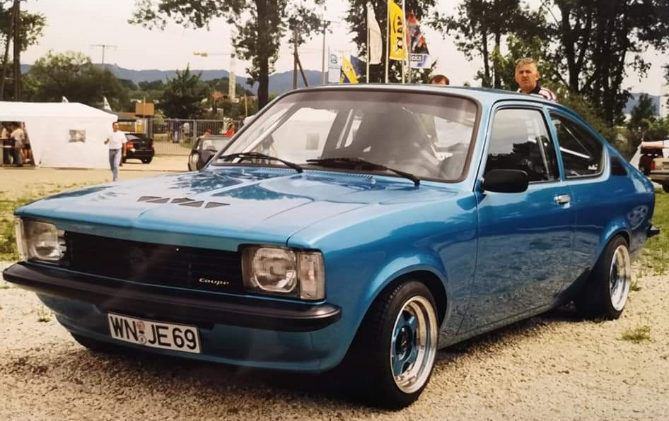 Opel Treffen Comeback: Pár dalších fotek z legendárních 90let :)  - Stránka 2 Psx_2197