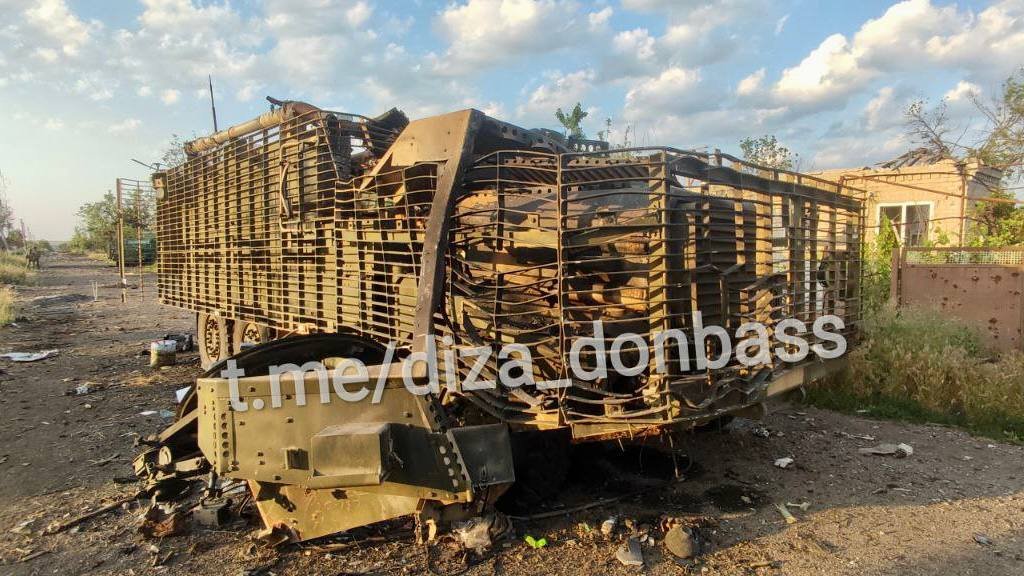Russian special military operation in Ukraine #44 - Page 37 Fze6_r12