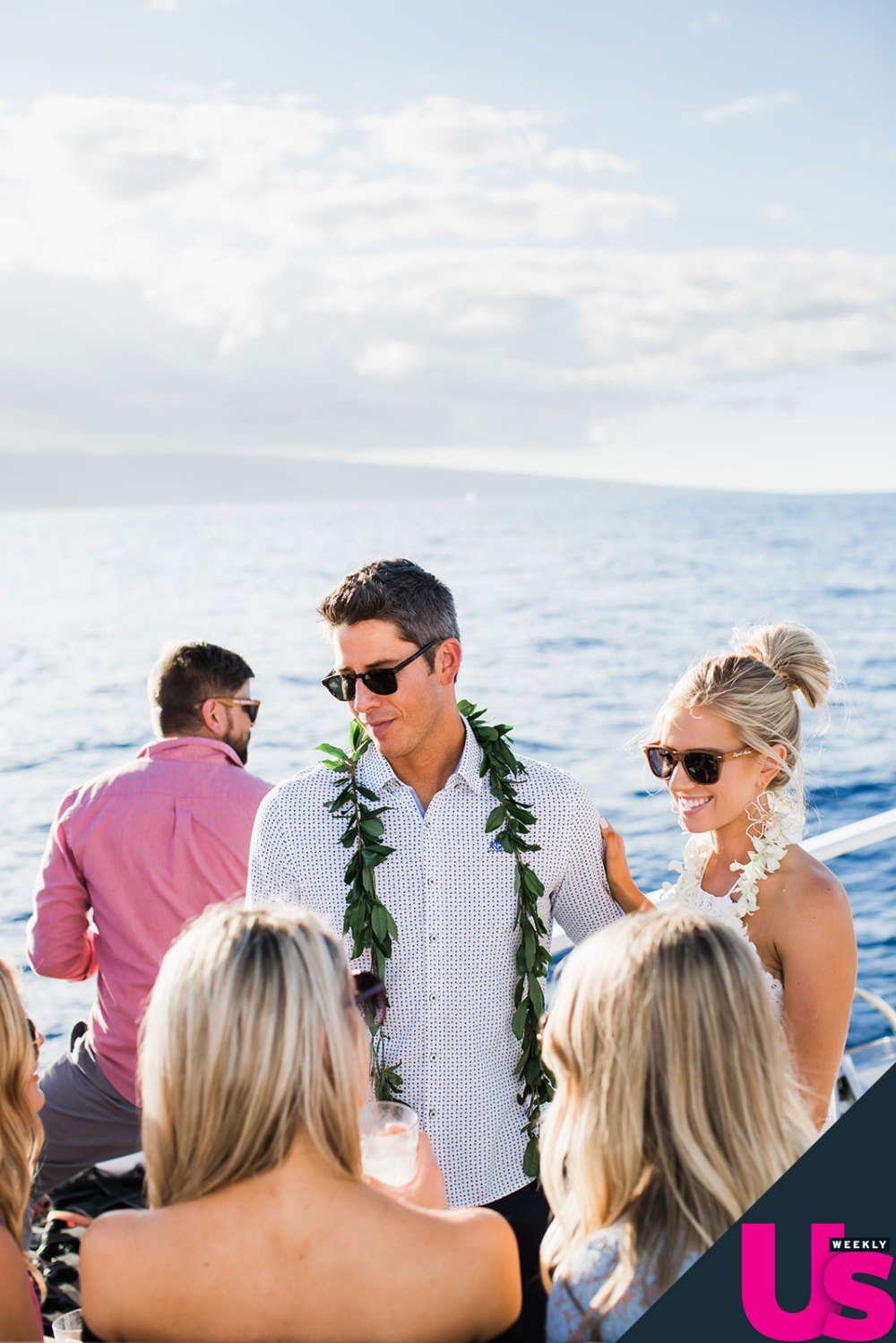 Maui -  Arie Jr & Lauren Luyendyk - FAN Forum - Wedding - Discussion - Page 11 Arie-l18