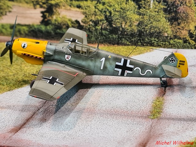 1/72 MESSERSCHMITT BF 109 E.7 .7/JG52.France 1940 Werner MACHOLD           Kit az model. 010_co24