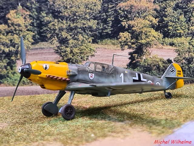 1/72 MESSERSCHMITT BF 109 E.7 .7/JG52.France 1940 Werner MACHOLD           Kit az model. 01_cop31