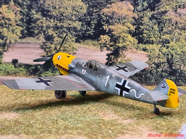 1/72 MESSERSCHMITT BF 109 E.7 .7/JG52.France 1940 Werner MACHOLD           Kit az model. 04_cop31