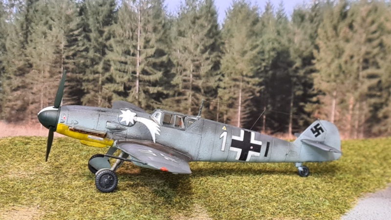 [AZ Model] 1/72 - MESSERSCHMITT Bf 109 G-6/r6 JG 3  (bf109) 05_11