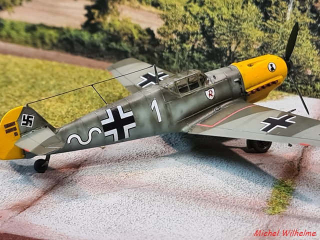 1/72 MESSERSCHMITT BF 109 E.7 .7/JG52.France 1940 Werner MACHOLD           Kit az model. 06_cop28