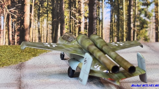[AZ Model] HEINKEL He 162.D9 JG 57  1/72 0815