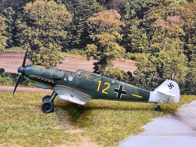 MESSERSCHMITT BF109 E.1 JG26  Düsseldorf 1939. AZmodel 08_cop12