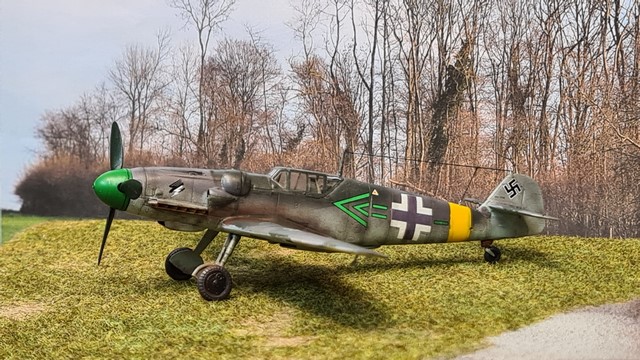 1/72 MESSERSCHMITT BF 109 G.6 / U.3. chasse de nuit NAG.4.F.Wilhelm KAHLER 08_cop45