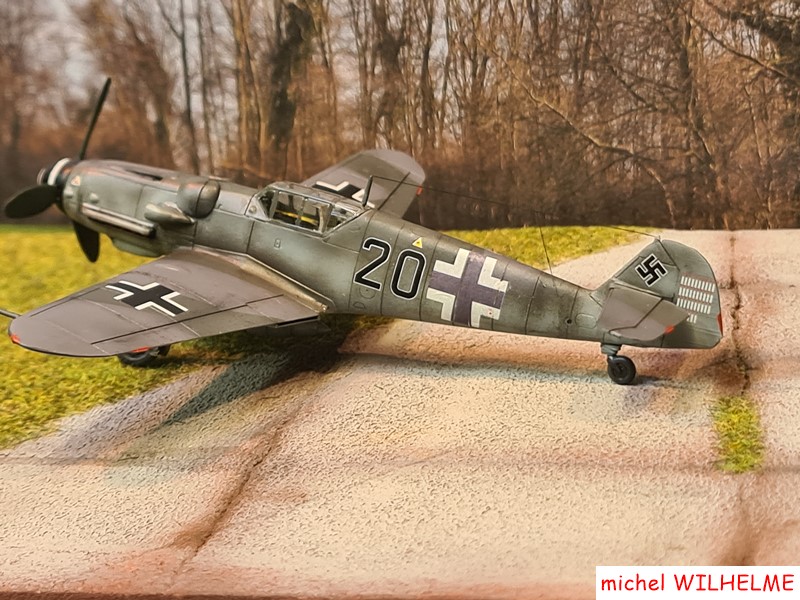 1/72 MESSERSCHMITT BF 109 .G.6 Alfred MIKSCH .Pays  Bas 1943 kit az model 10_cop16