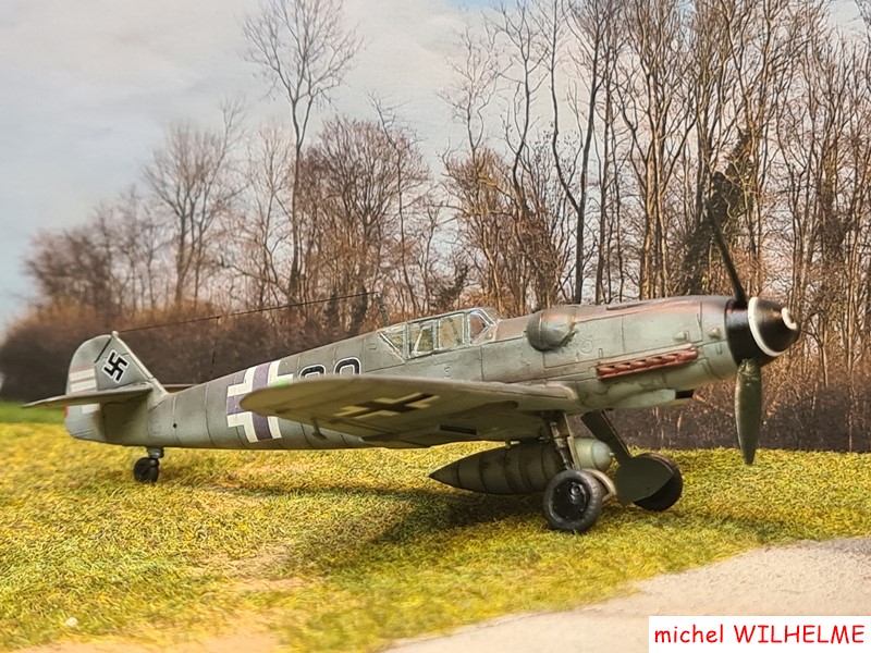 1/72 MESSERSCHMITT BF 109 .G.6 Alfred MIKSCH .Pays  Bas 1943 kit az model 11_cop16
