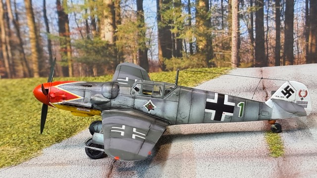 1/72. MESSERSCHMITT BF1096 G.6/R2 Hermann GRAF Wiessbaden  Allemagne 1943 1311