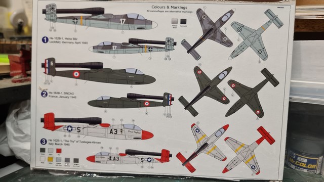 1/72 .HEINKEL HE 162.B.1 kit azmodelA  kit AZ model. 20231012