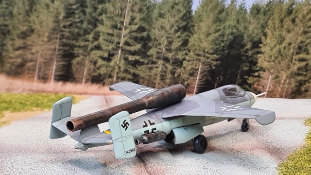 1/72 HEINKEL HE 162 B.1 kit az model 20231021