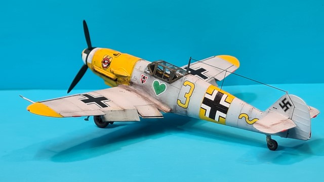 [Eduard] MESSERSCHMITT Bf 109F-2 9 /JG54 Hans EKKEHARD bob Russie decembre 1941 1/72 20231159