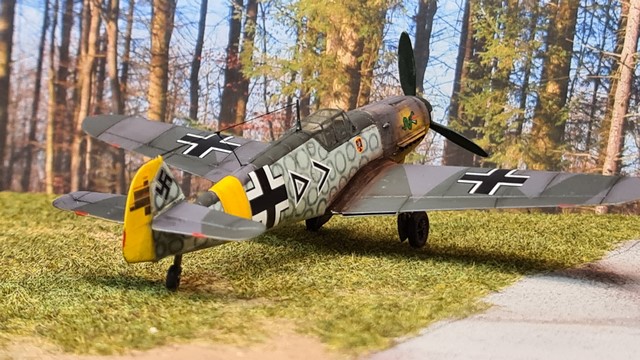 [AZ Model] MESSERSCHMITT Bf 109F-2  JG3 Hans von HAHN 1/72 20231215