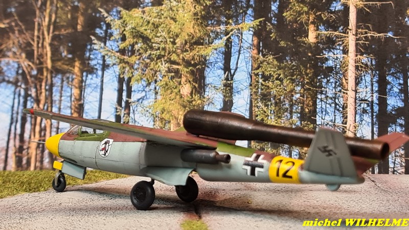[AZ Model] HEINKEL He 162 B.5   1/72 20240114