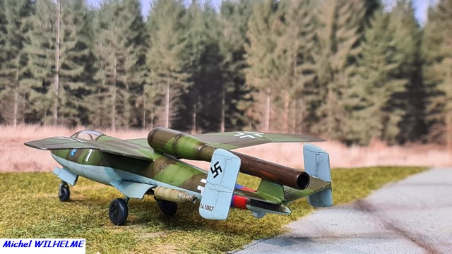 [AZ Model] HEINKEL He 162B.6   1/72 20240355