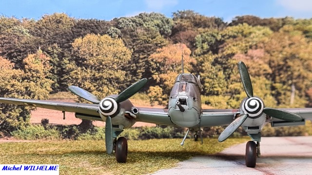 1/72 MESSERSCHMITT BF 109 S. kit az model 20240413