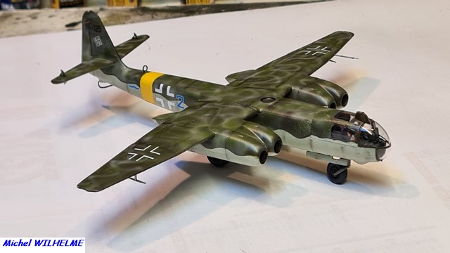 [Hobby 2000 et AZ Model} 1/72 - MISTEL Arado Ar 234 et Heinkel He 162  20240432