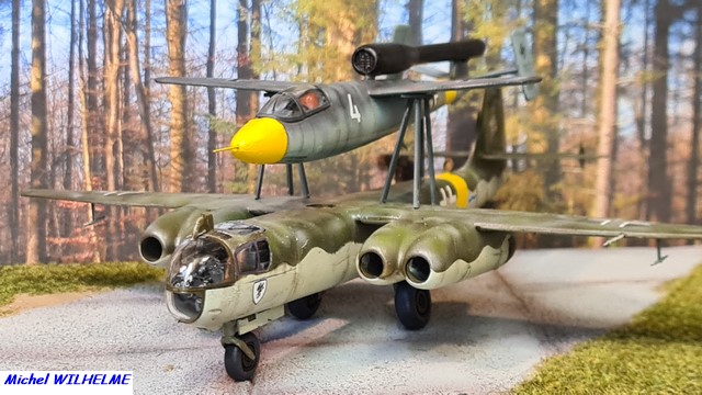 [AZ Model et Hobby 2000] 1/72 - MISTEL  Heinkel He162 / Arado Ar 234  20240461