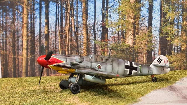 [AZ Model] MESSERSCHMITT Bf 109G-6/R2 Hermann GRAF Wiesbaden .Allemagne 1943 - 1/72 710
