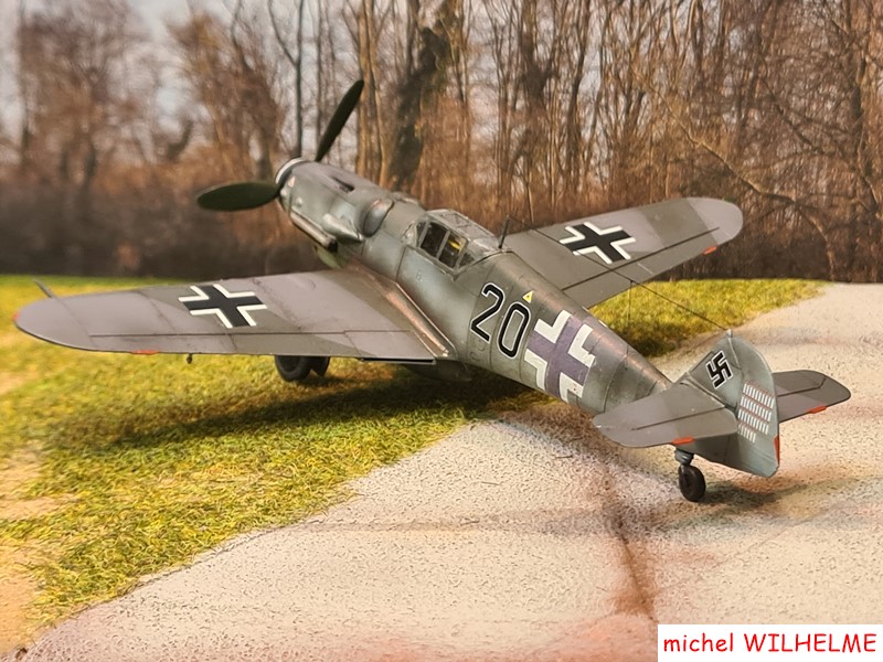 1/72 MESSERSCHMITT BF 109 .G.6 Alfred MIKSCH .Pays  Bas 1943 kit az model 9_copi11