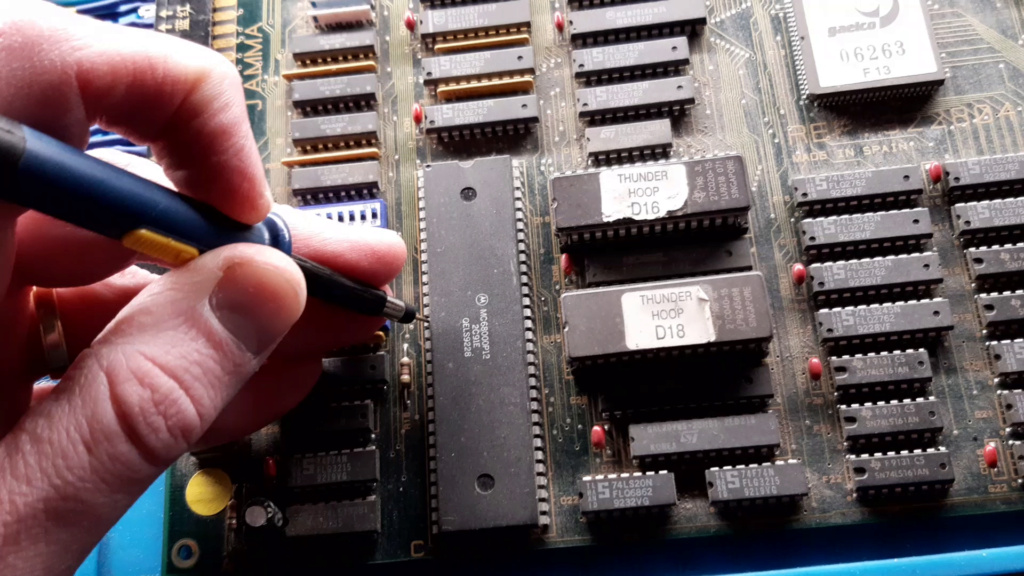 [WIP 100%] Réparation d'un PCB Thunder Hoop 04_pin10