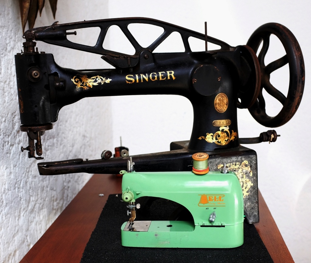 Bell Sewing Machine de Simanco33 1822