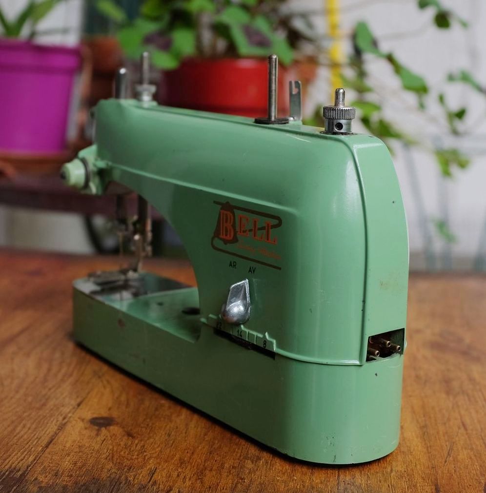 Bell Sewing Machine de Simanco33 543