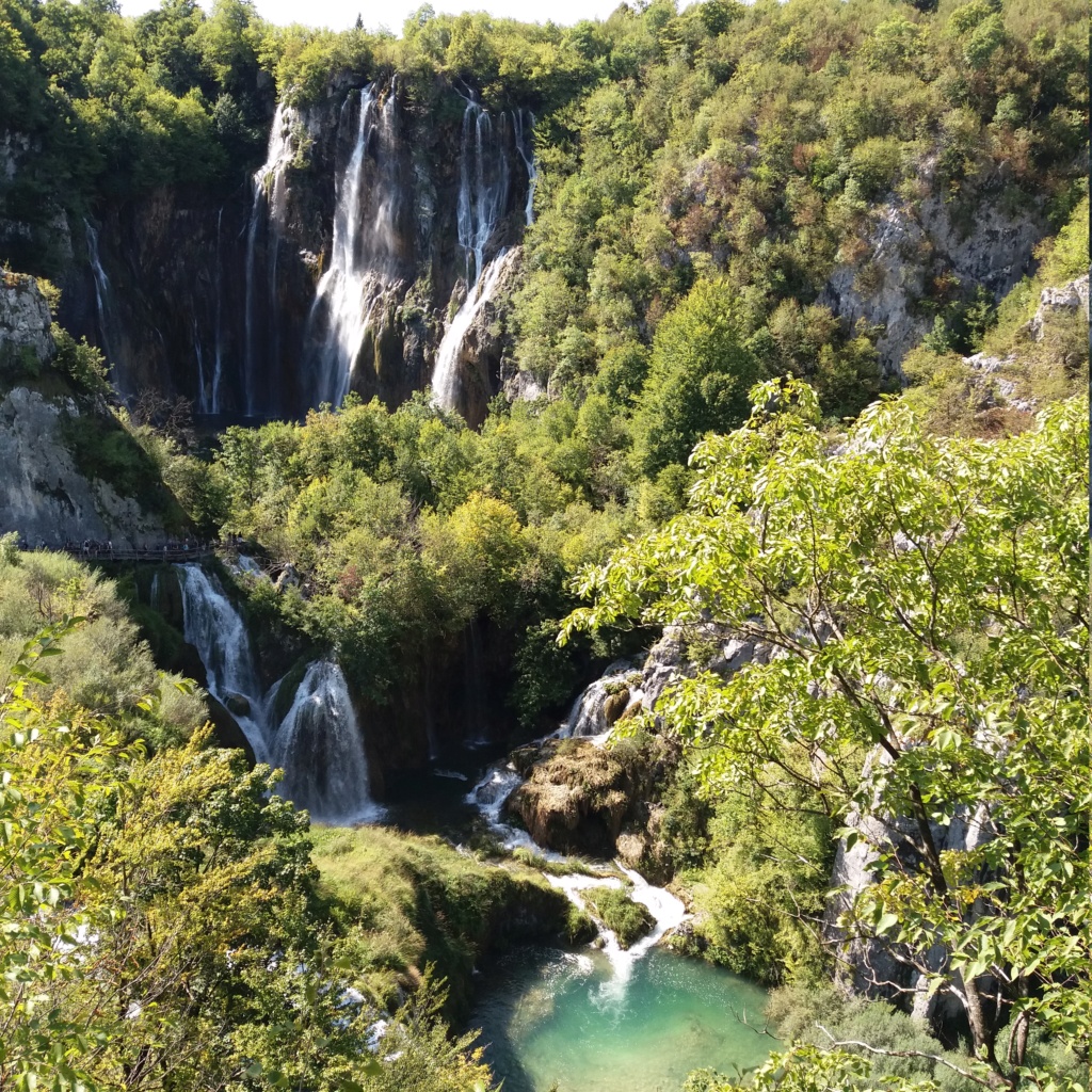   Fil parallèle au concours photo d'octobre 2023 : un paysage de lac  20170910