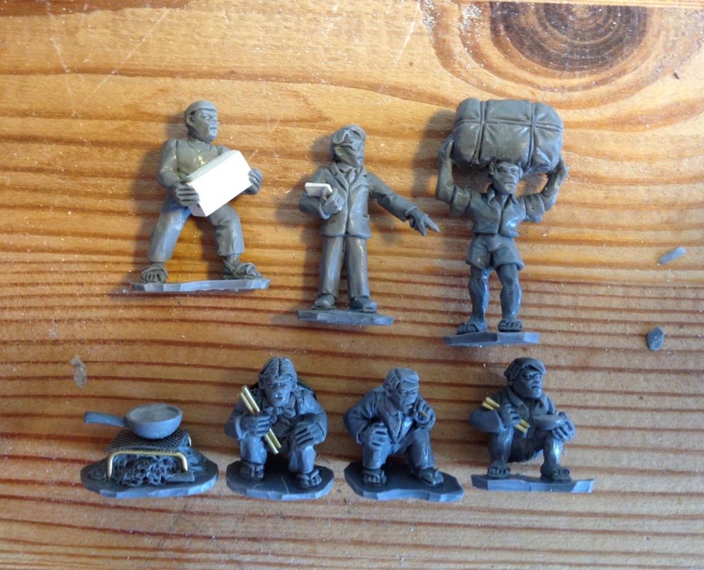 Full Metal Miniatures Releases Civilians Dnch2610