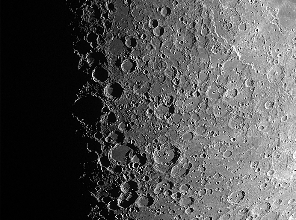 dernières images lunaire au jour 7 de lunaison 1806_110